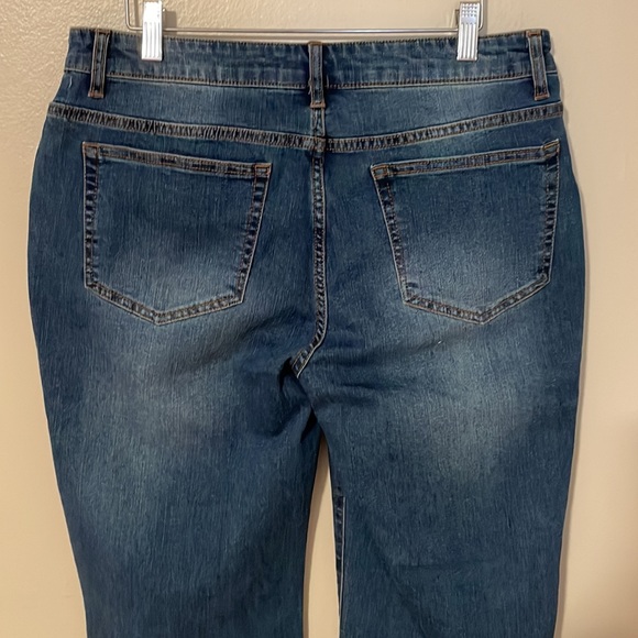 NWT Daily Thread Jeans. Size 14 - Picture 5 of 10